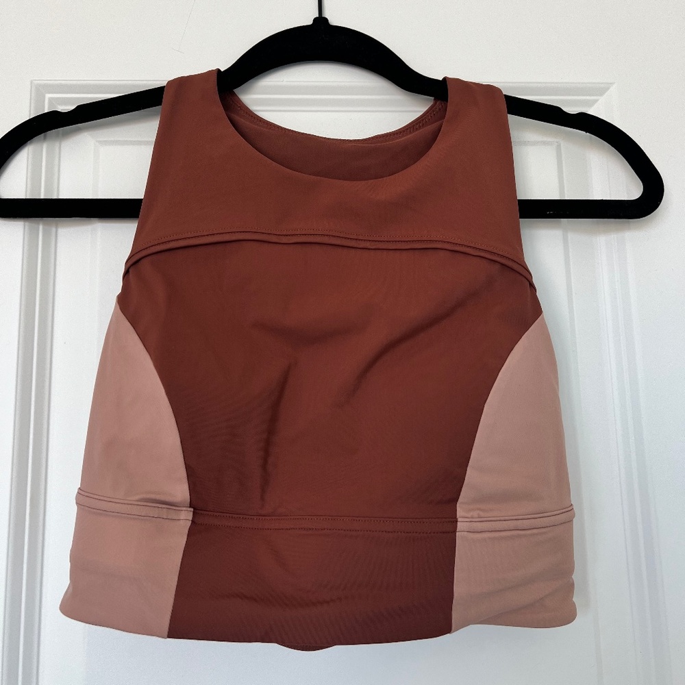 Lulu lemon sports bra top